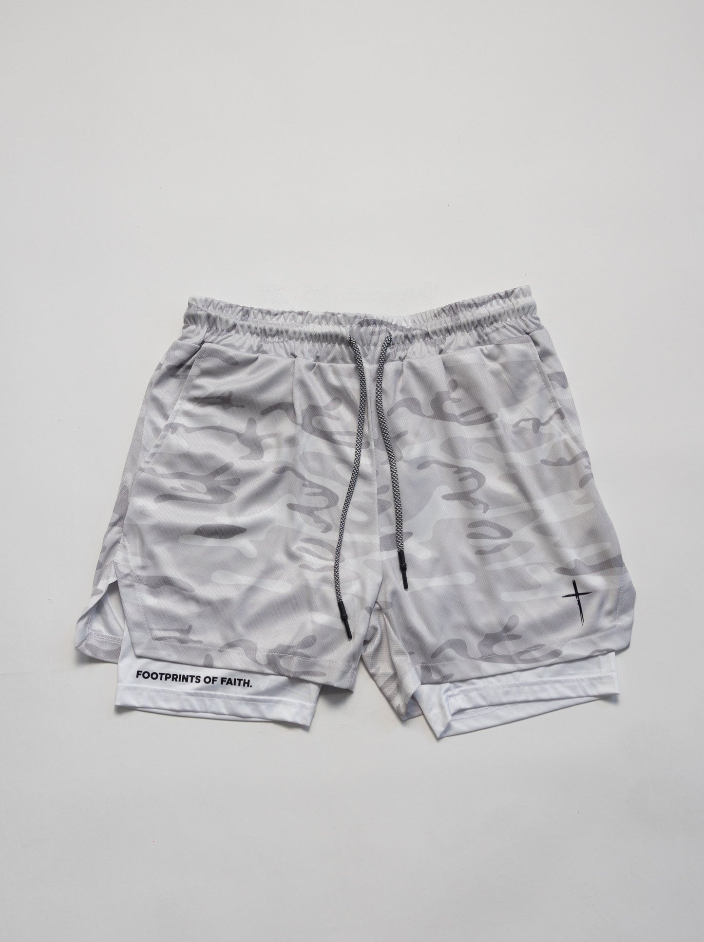 COMPRESSION SHORTS - WHITE CAMO