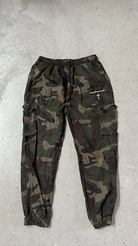 FAITH COLLECTION JOGGERS - CAMO
