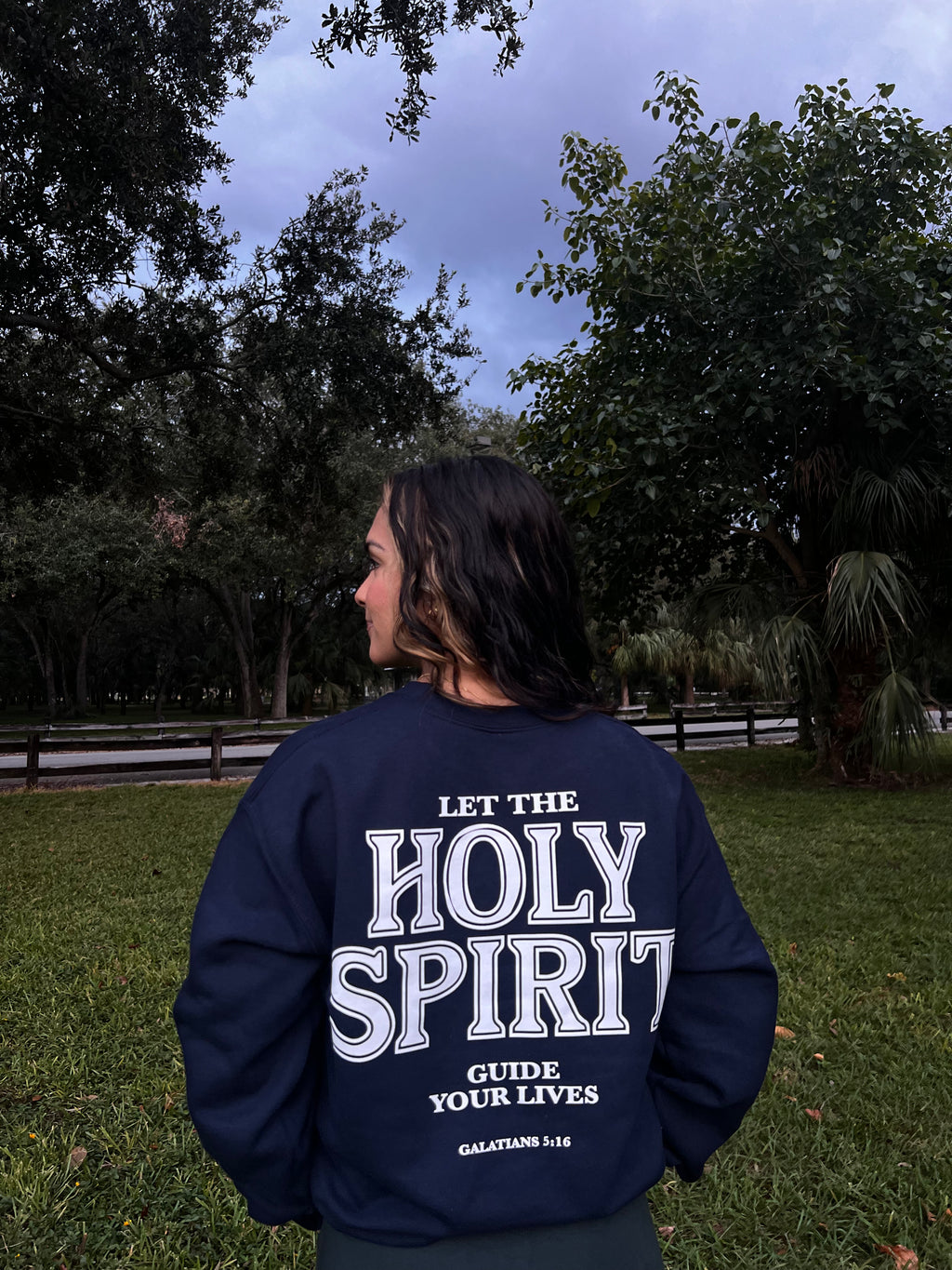 SURRENDER CREWNECK - NAVY