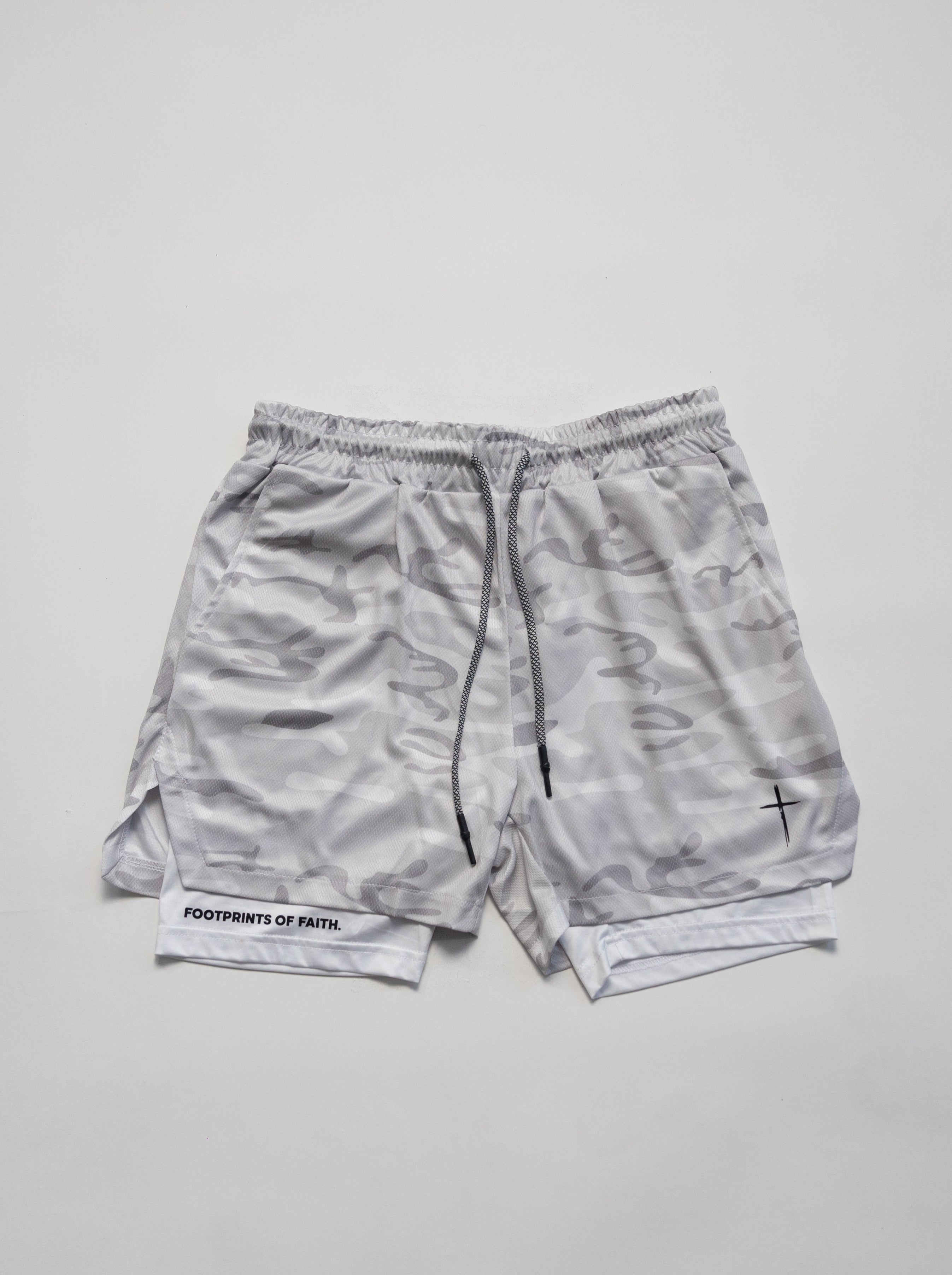 COMPRESSION SHORTS - WHITE CAMO