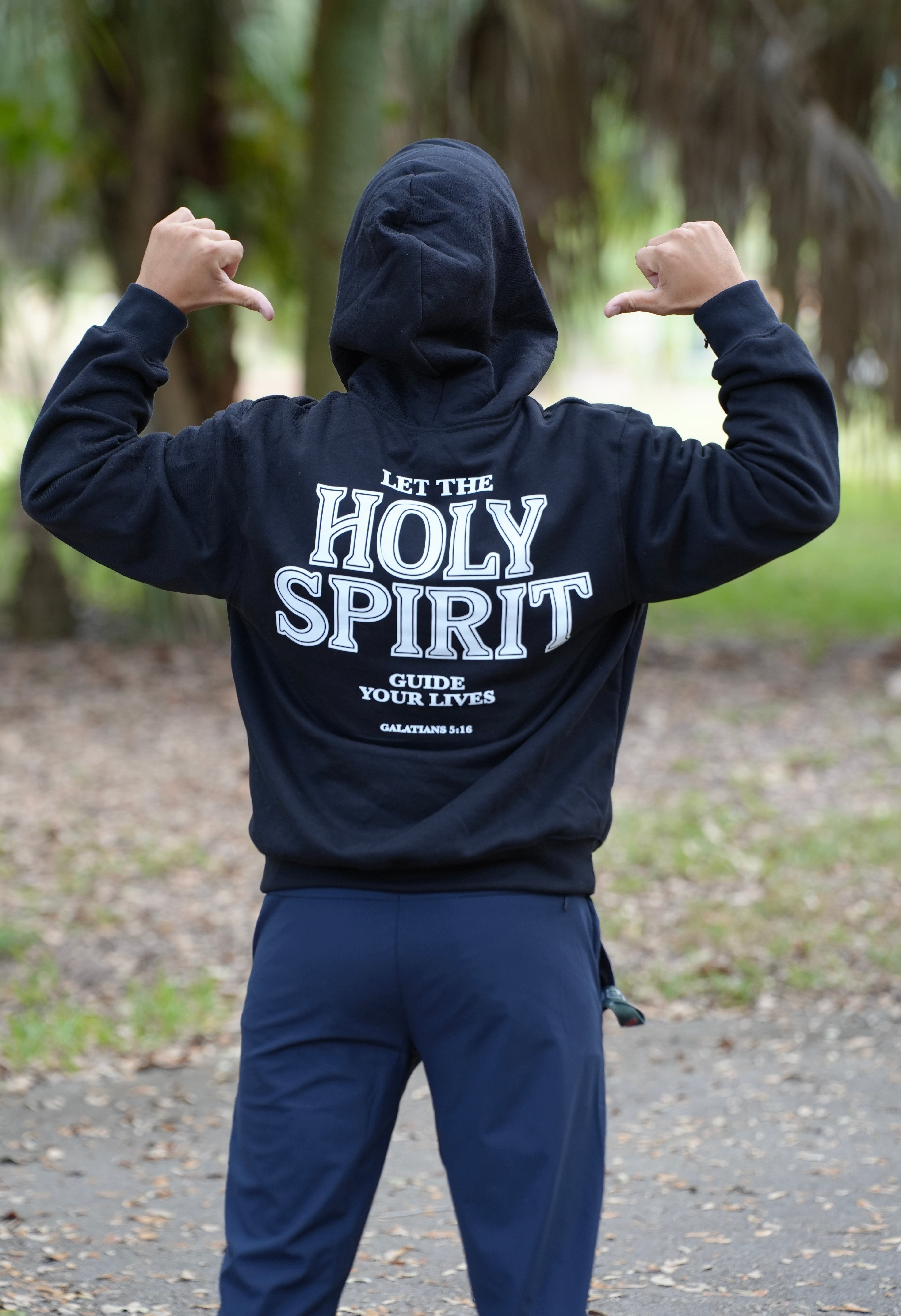 SURRENDER OVERSIZED HOODIE - BLACK